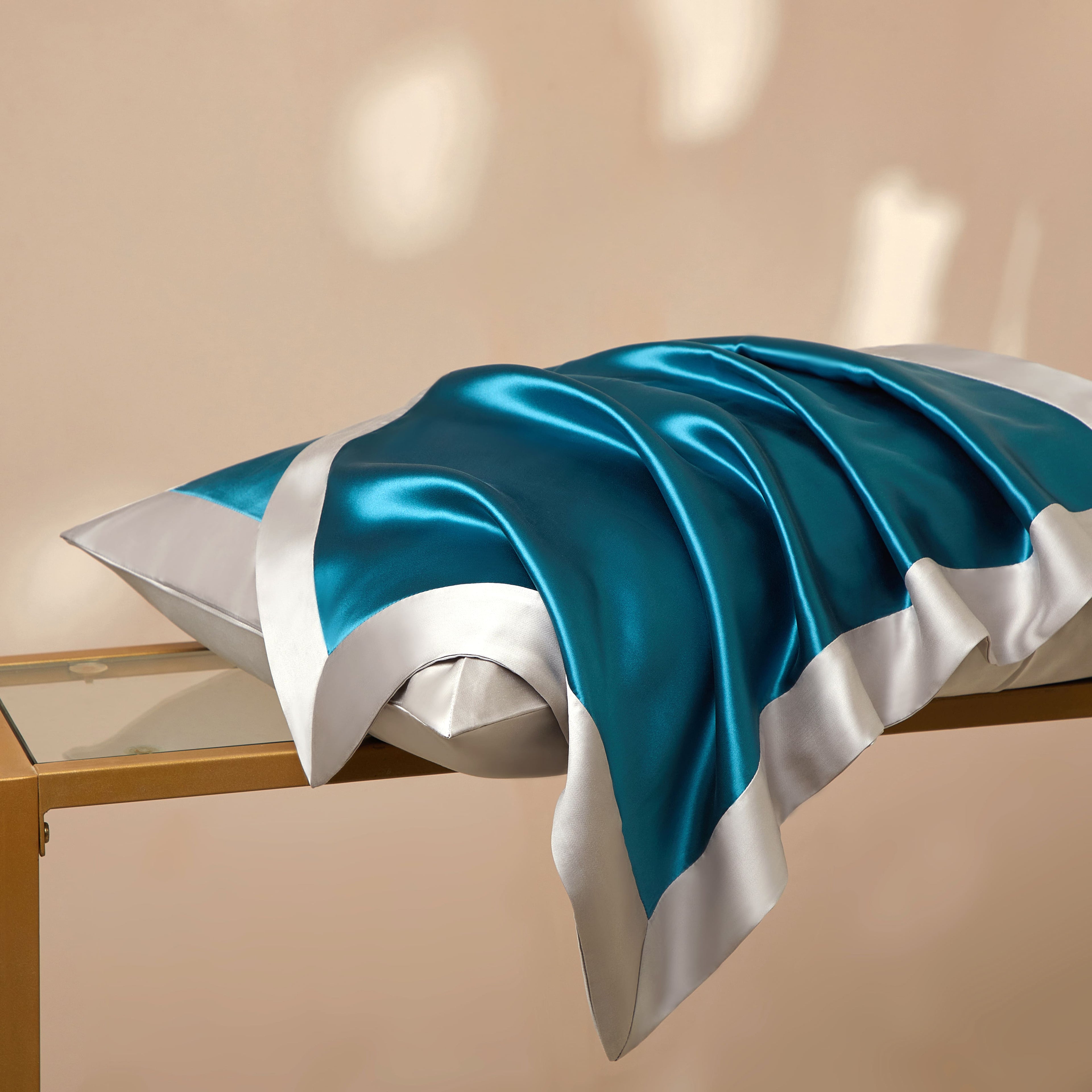 GOOD HAIR NIGHT l Mulberry Silk Pillowcase