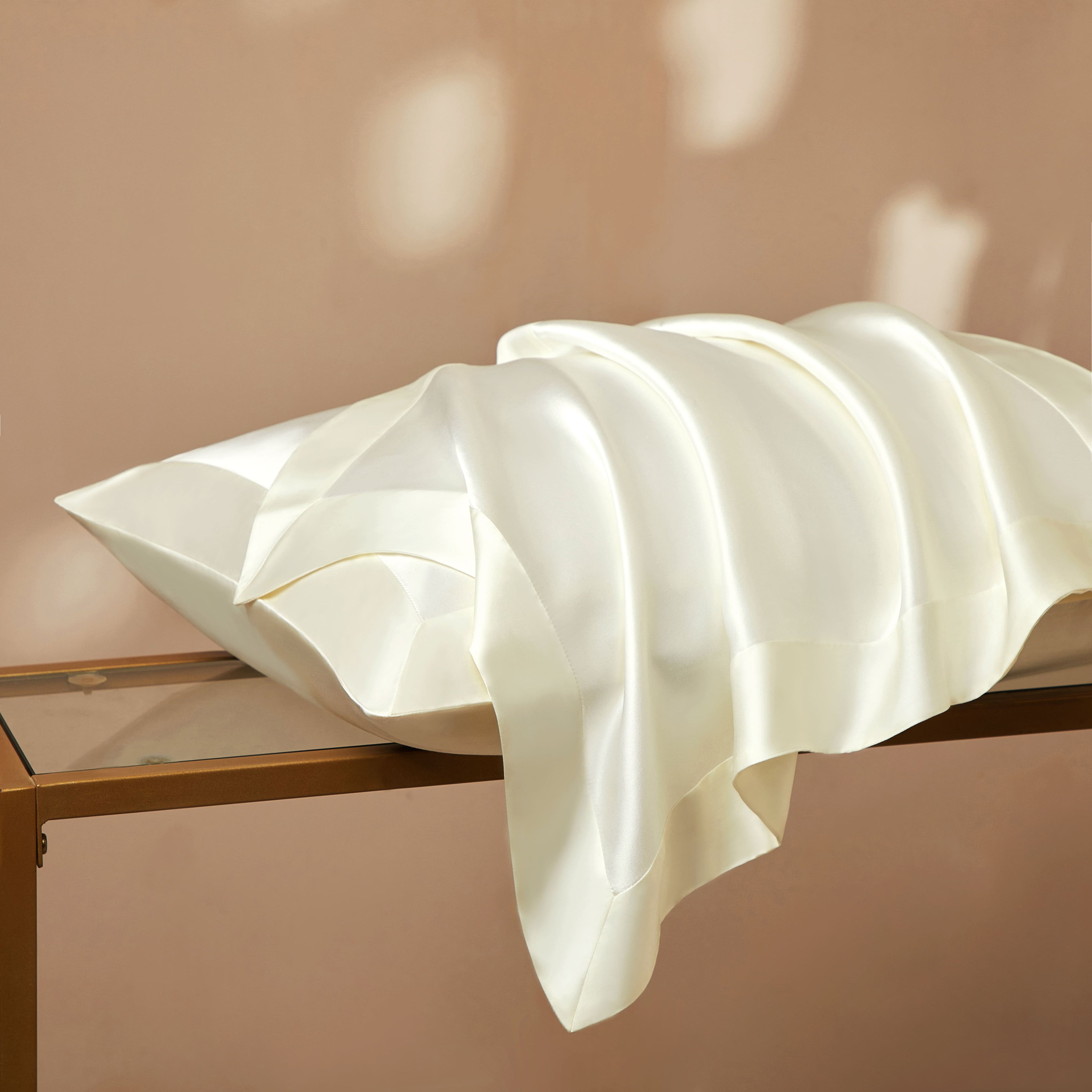 GOOD HAIR NIGHT l Mulberry Silk Pillowcase